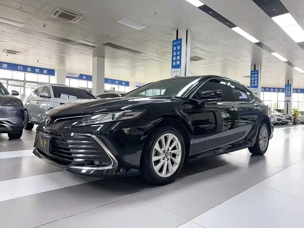 TOYOTA CAMRY 2021