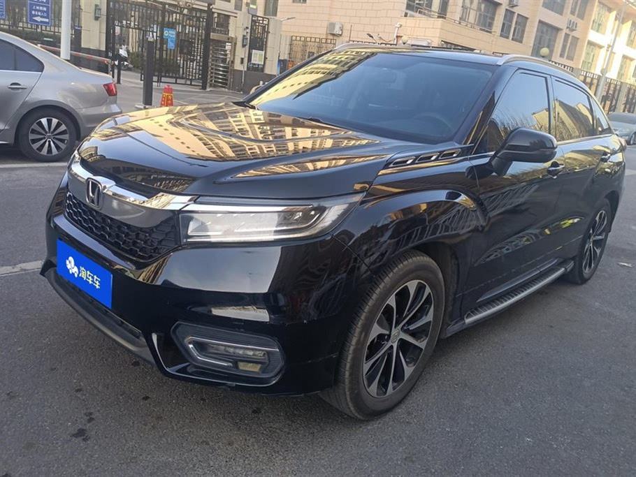 HONDA AVANCIER 2017