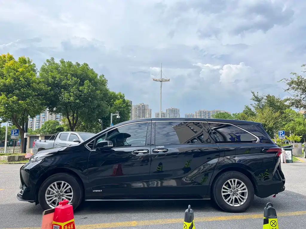 TOYOTA SIENNA SIENNA 2022