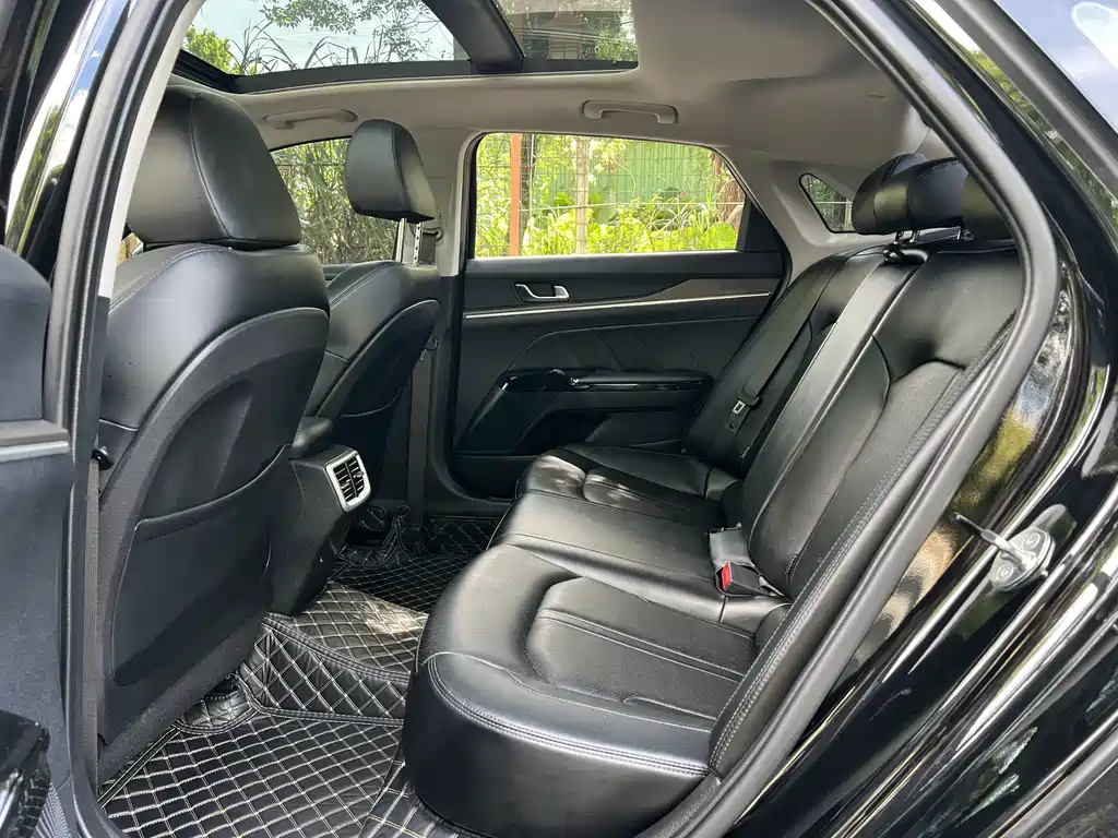 KIA K5 2021