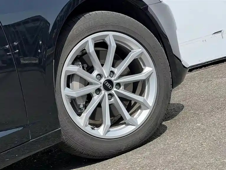 AUDI A6L 2023