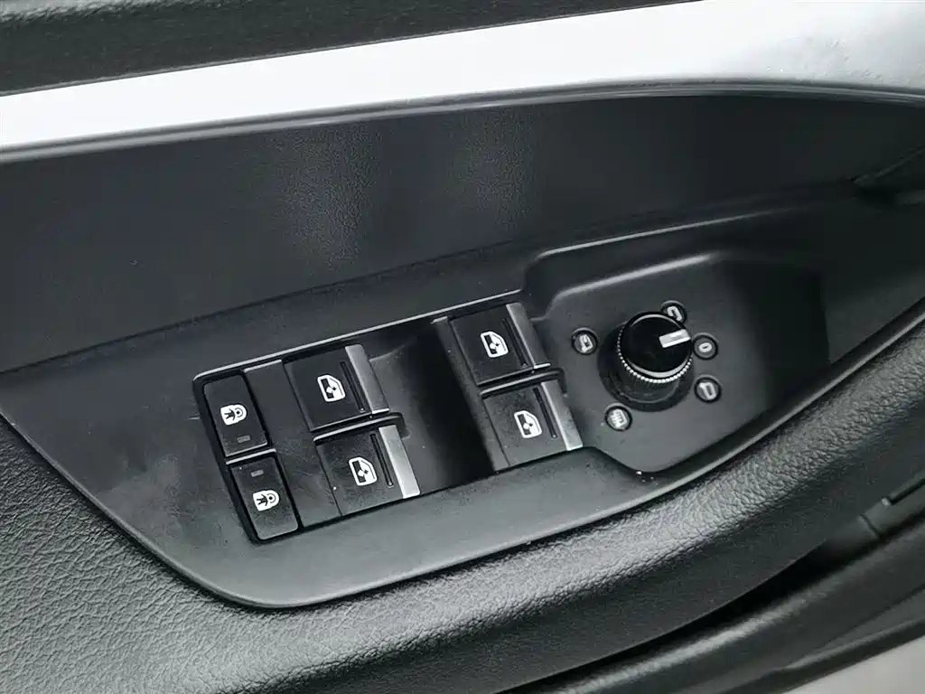 AUDI A6L 2019