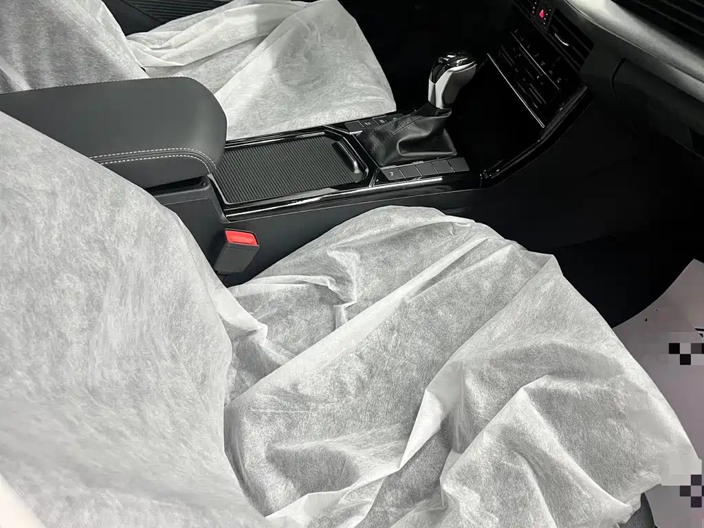 VOLKSWAGEN PASSAT 2025