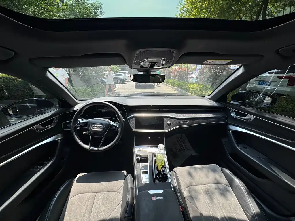 AUDI A6L 2023