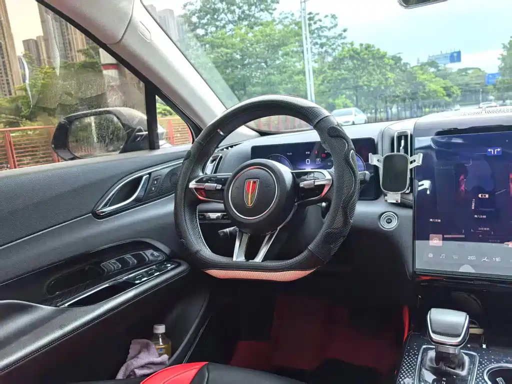 HONGQI HS3 2023