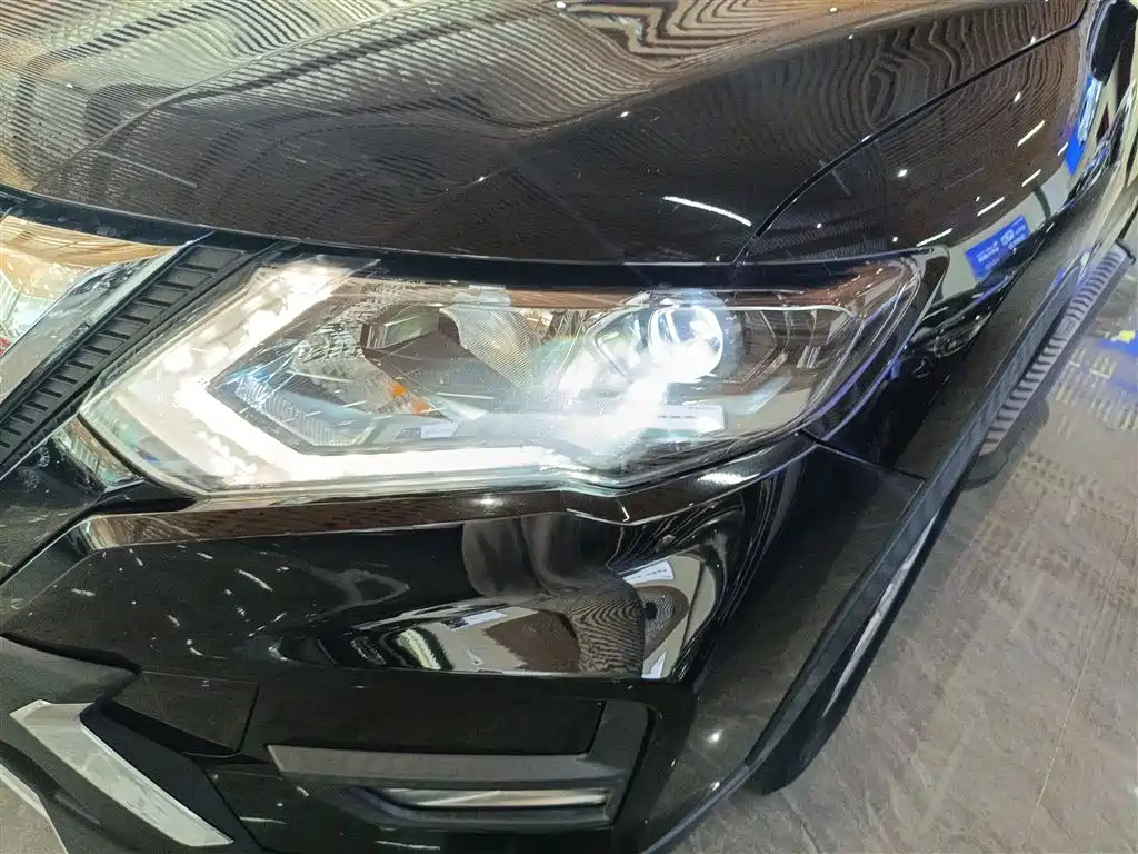 NISSAN X-TRAIL 2021