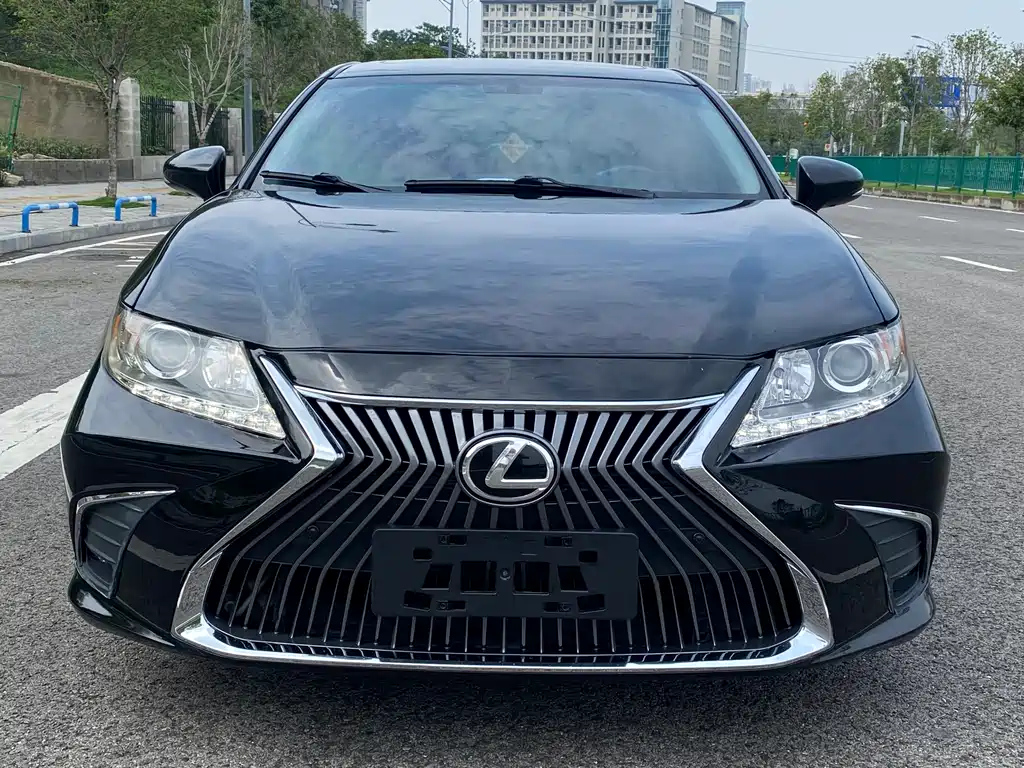 LEXUS ES 2014