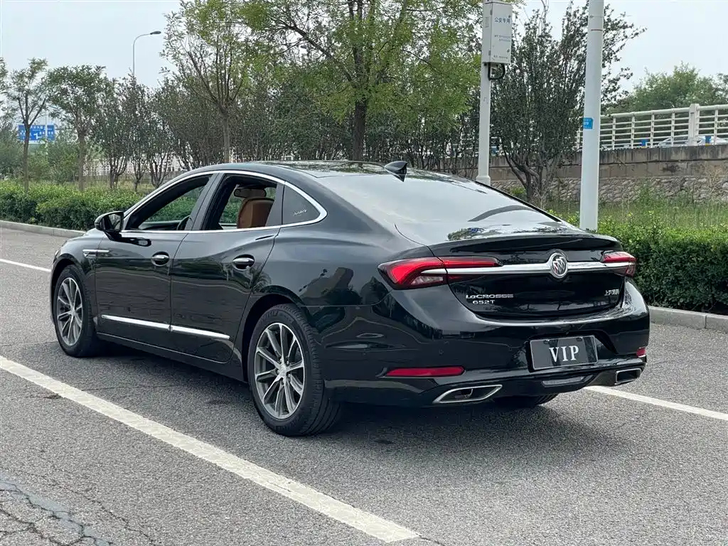 BUICK LACROSSE 2021