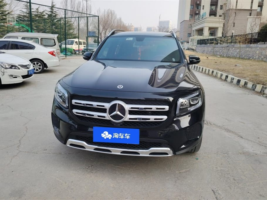 MERCEDES BENZ GLB 2023