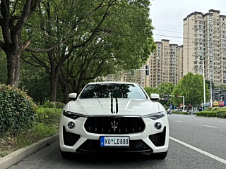 Заказать MASERATI LEVANTE