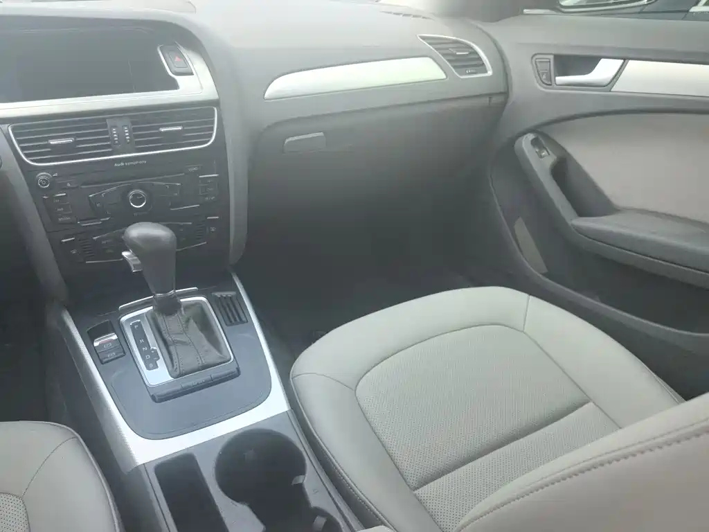 AUDI A4L 2009