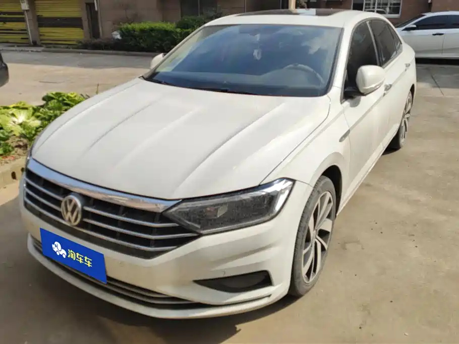 VOLKSWAGEN SAGITAR 2021