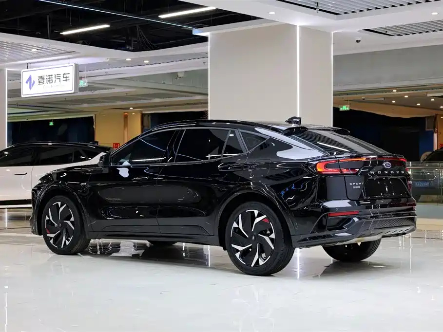 FORD MONDEO 2024