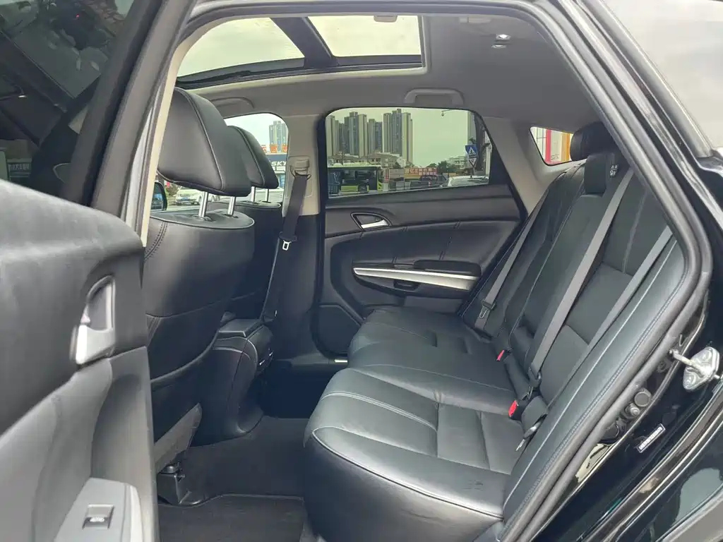 HONDA CROSSTOUR 2014