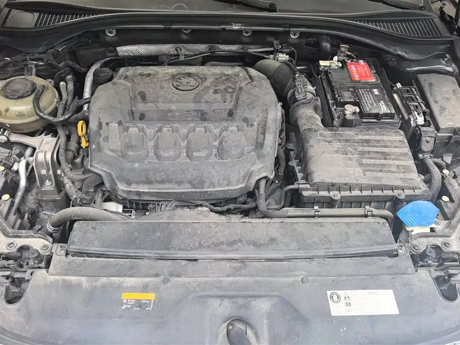 SKODA SUPERB 2019