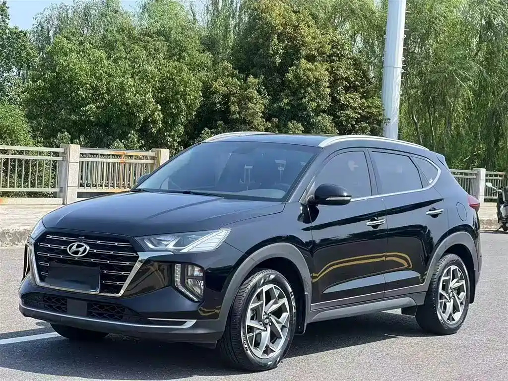 HYUNDAI TUCSON 2020
