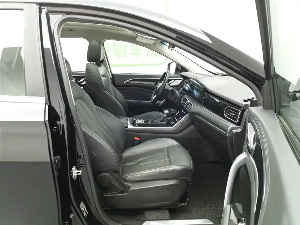 JETOUR X90 2020