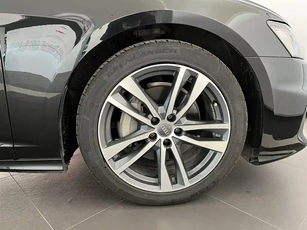 AUDI A6L 2019