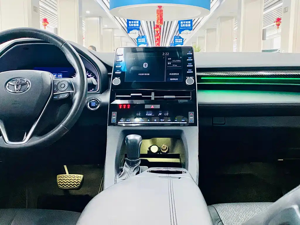 TOYOTA AVALON 2021