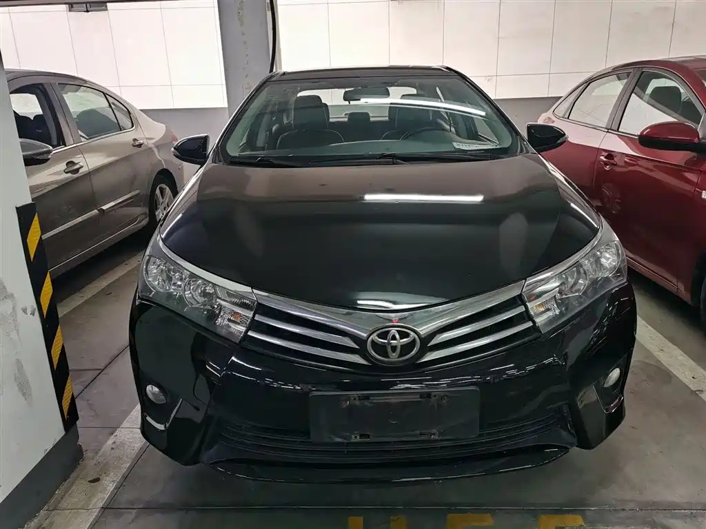 TOYOTA COROLLA 2014