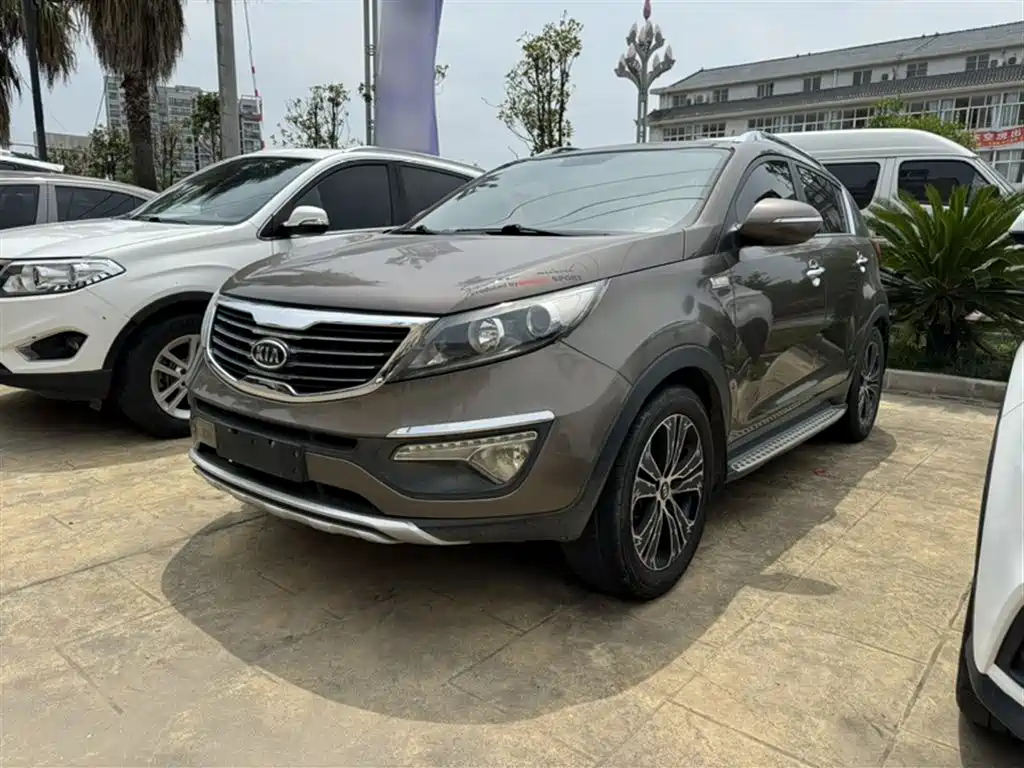 KIA SPORTAGE