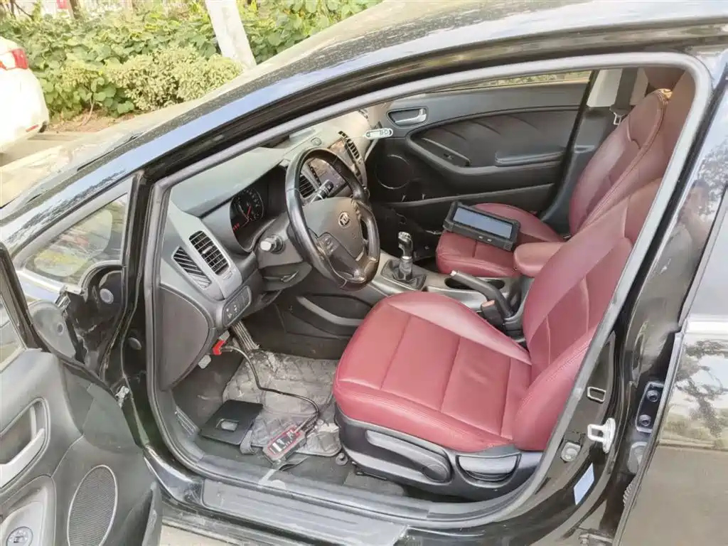 KIA K3 2015