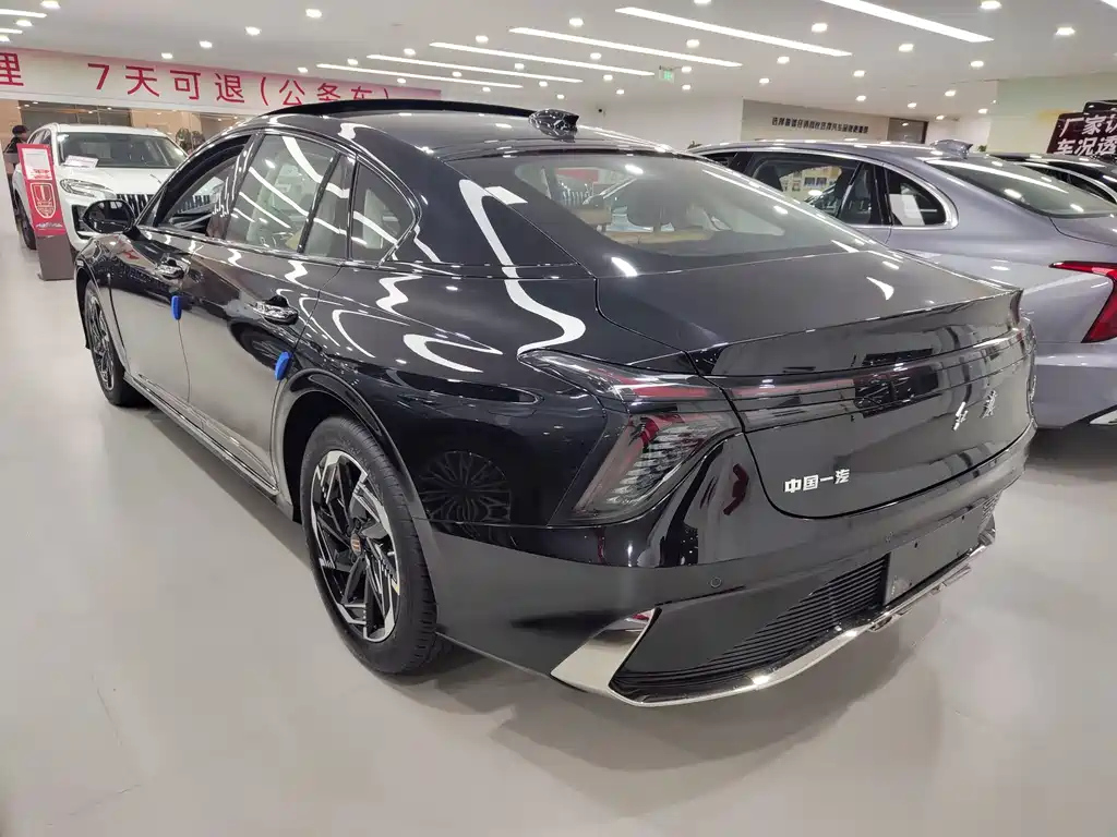 HONGQI H6 2023