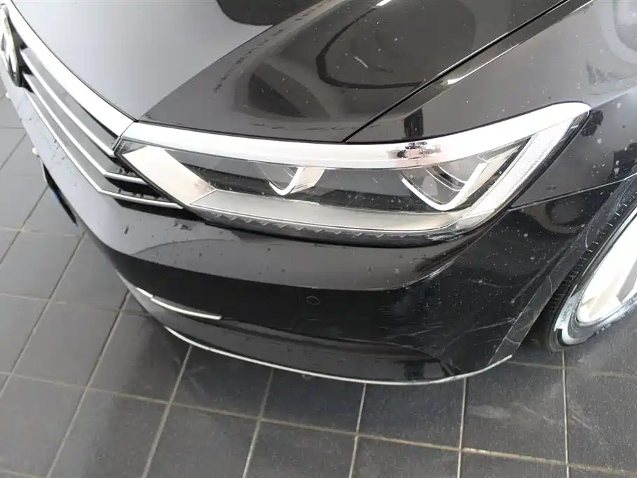 VOLKSWAGEN MAGOTAN 2020