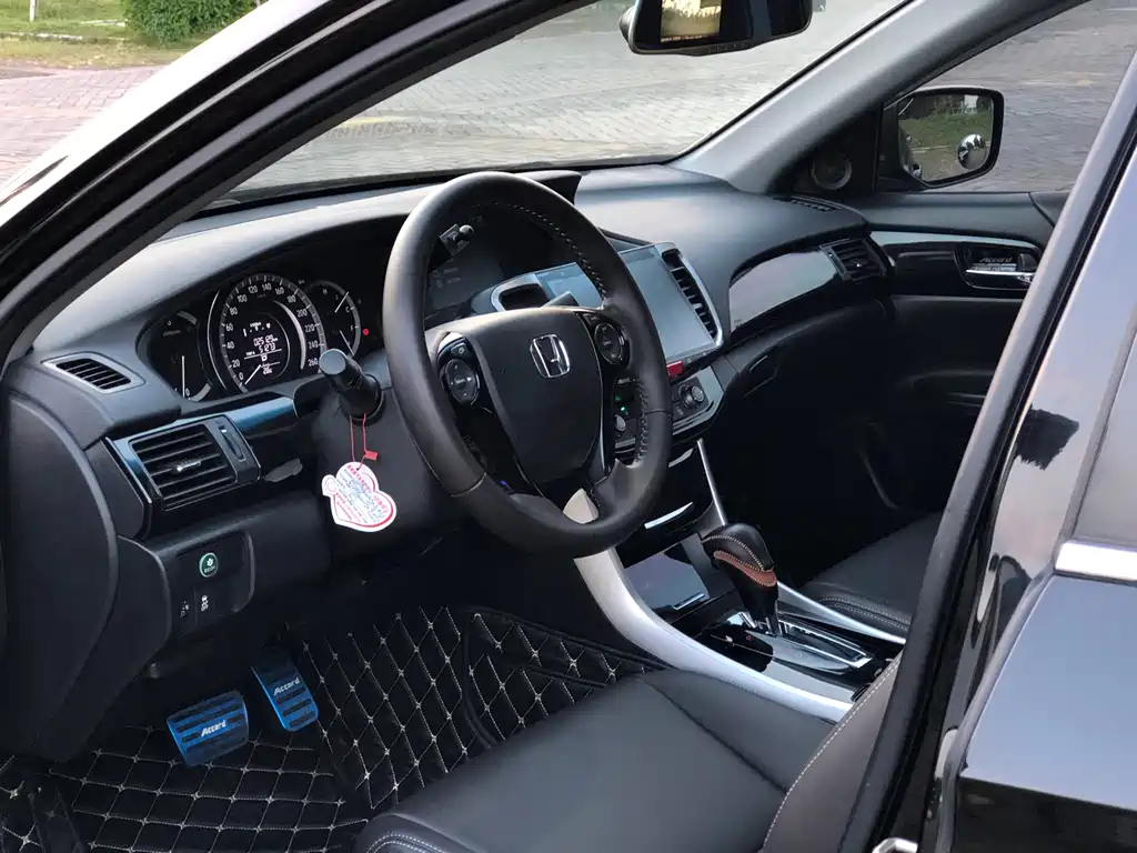 HONDA ACCORD 2016