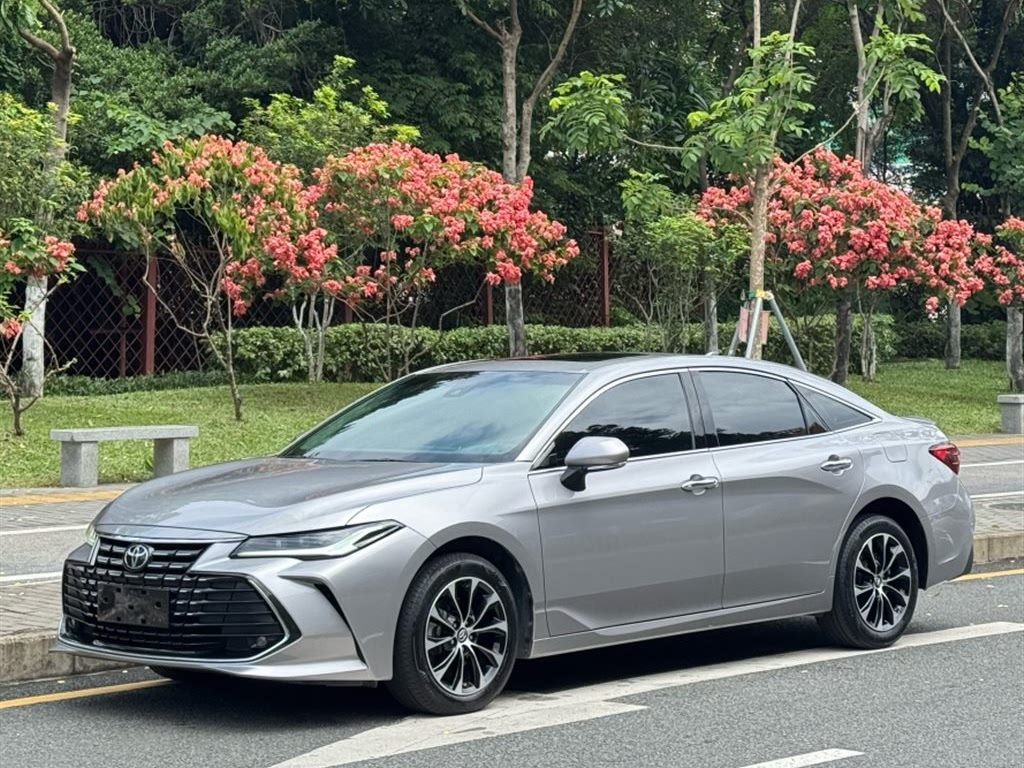 TOYOTA AVALON 2022