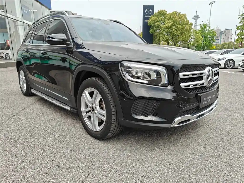 MERCEDES BENZ GLB 2022