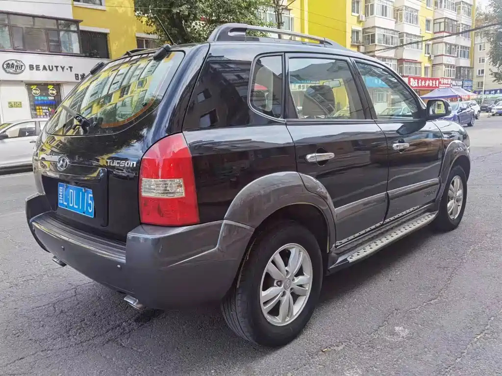HYUNDAI TUCSON 2012