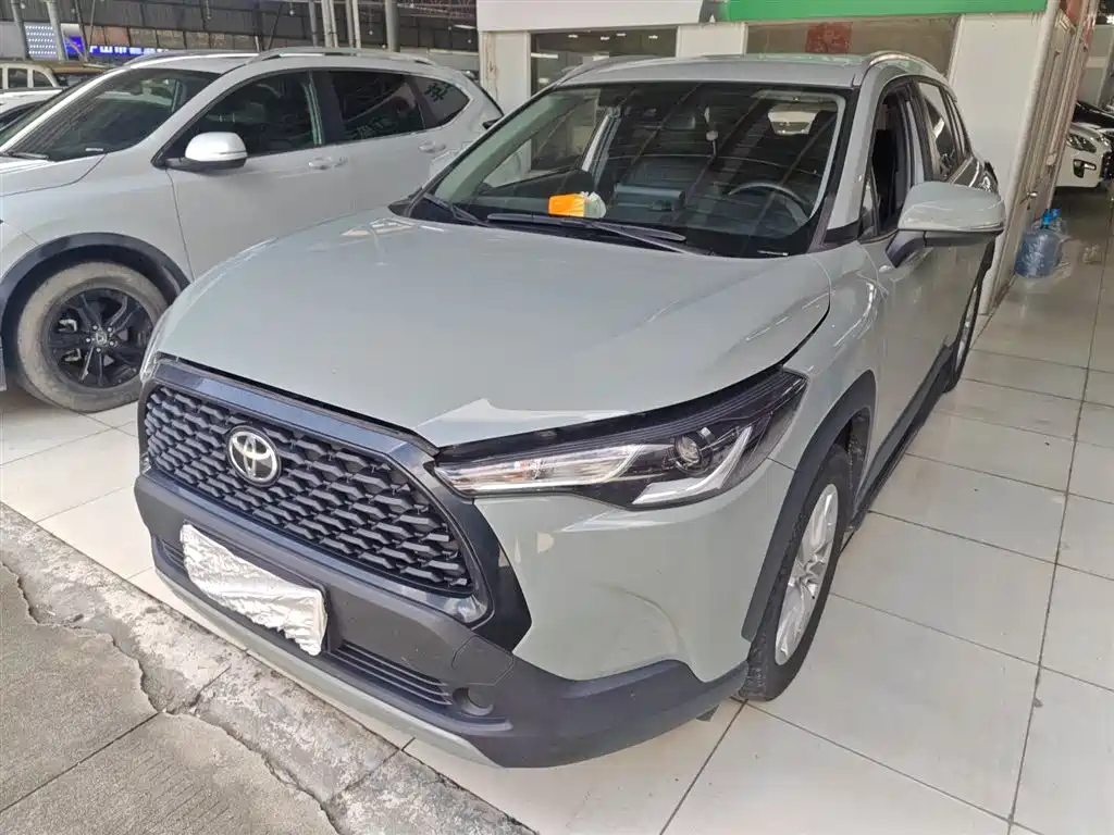 TOYOTA COROLLA CROSS 2022