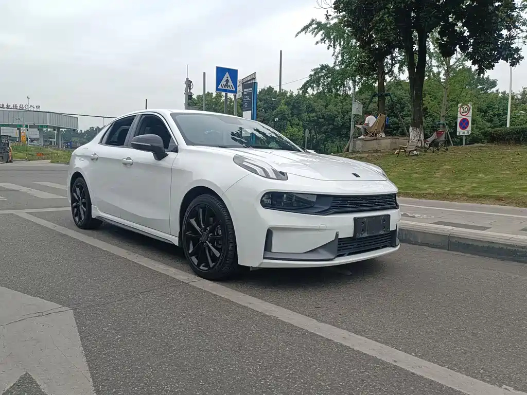 LYNK 03 2019