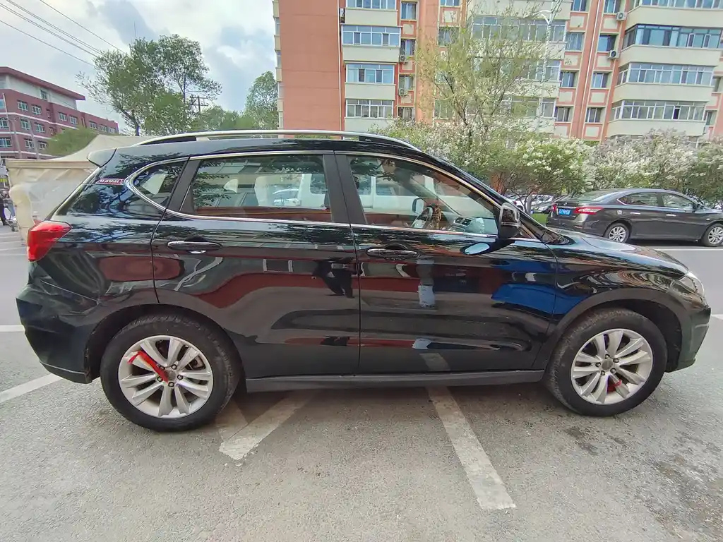 HAVAL H2 2014
