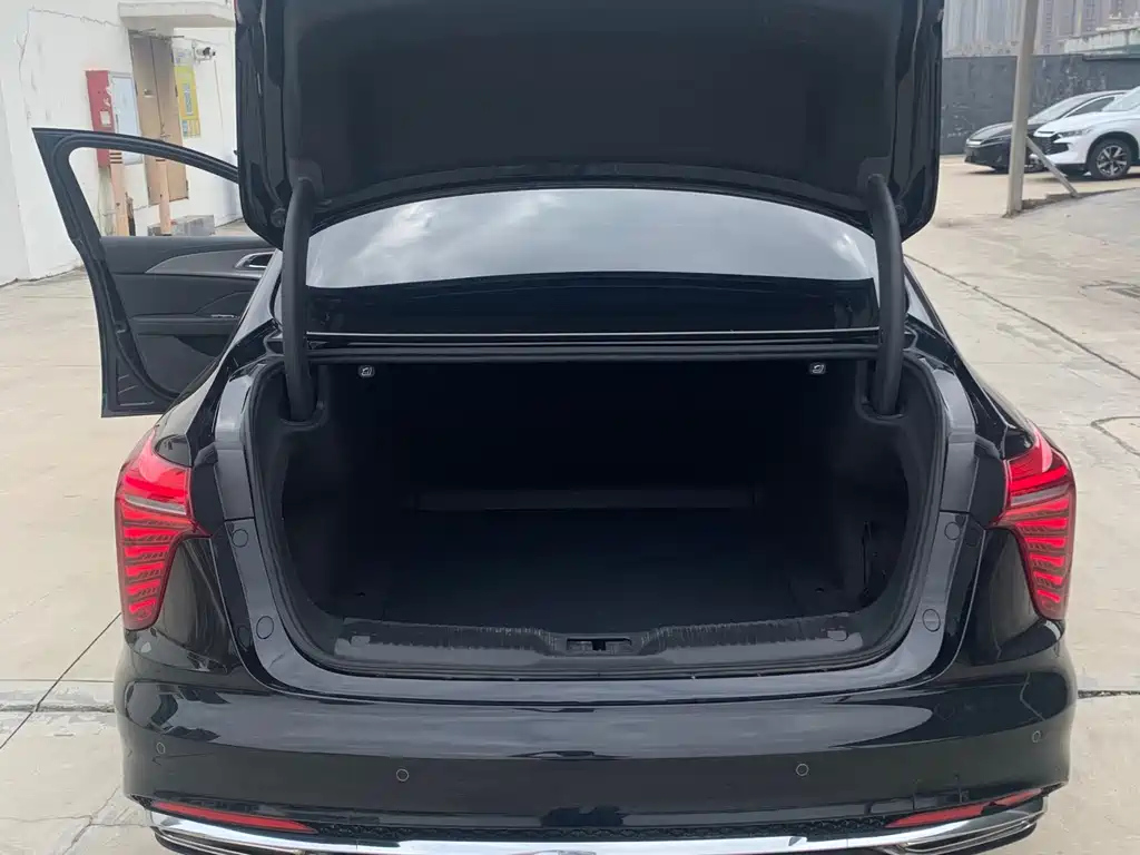 HONGQI H5 2023