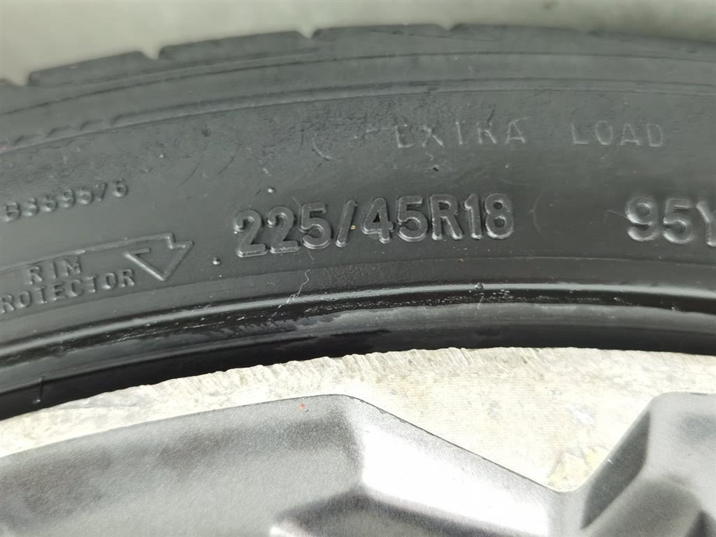 LYNK&CO 03 2018