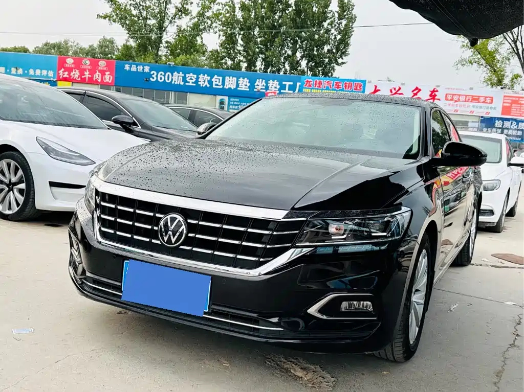 VOLKSWAGEN PASSAT 2019