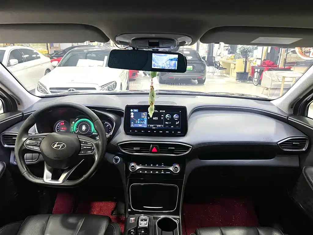 HYUNDAI SANTAFE 2019