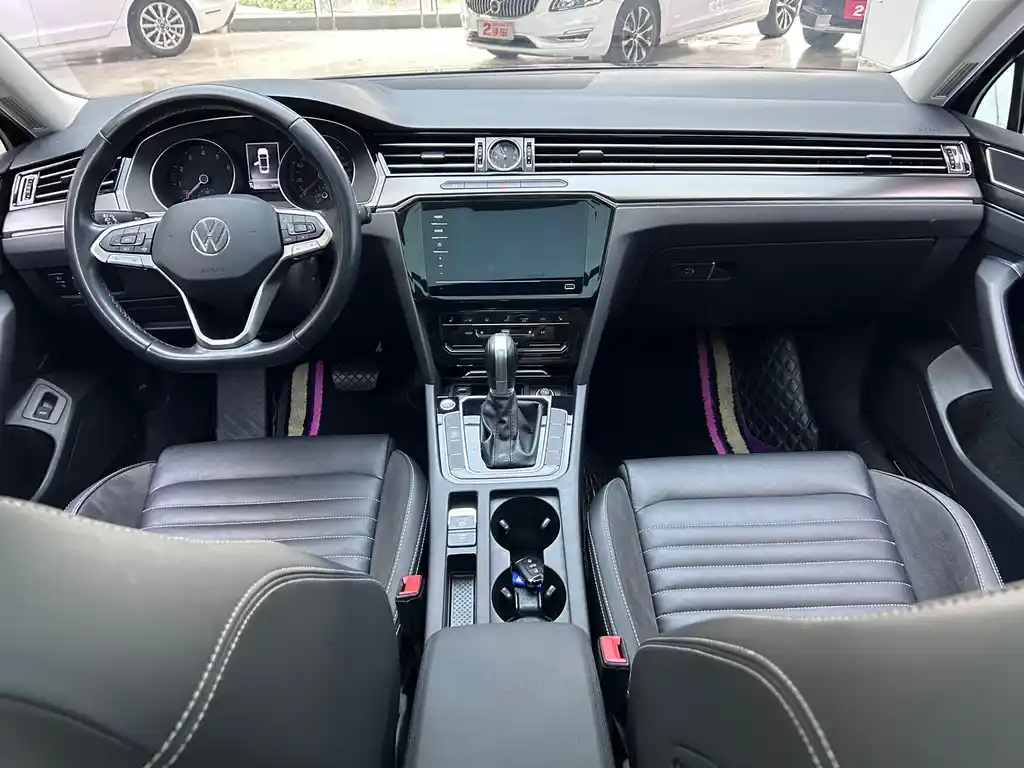 VOLKSWAGEN MAGOTAN 2020