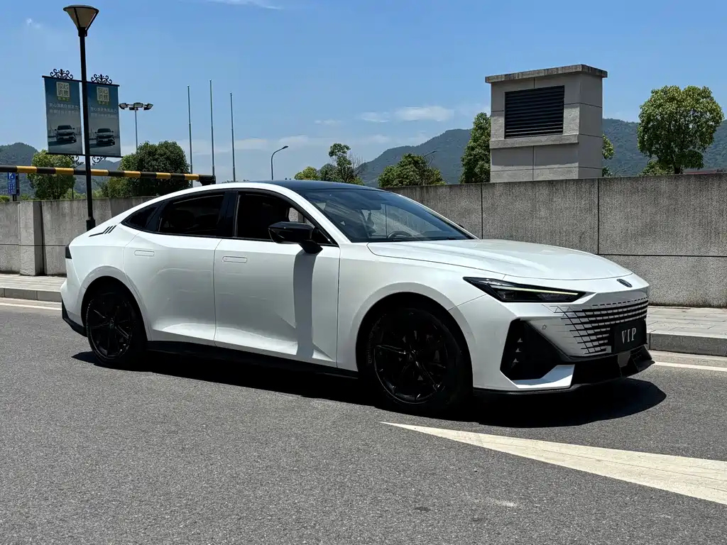 CHANGAN UNI-V 2022