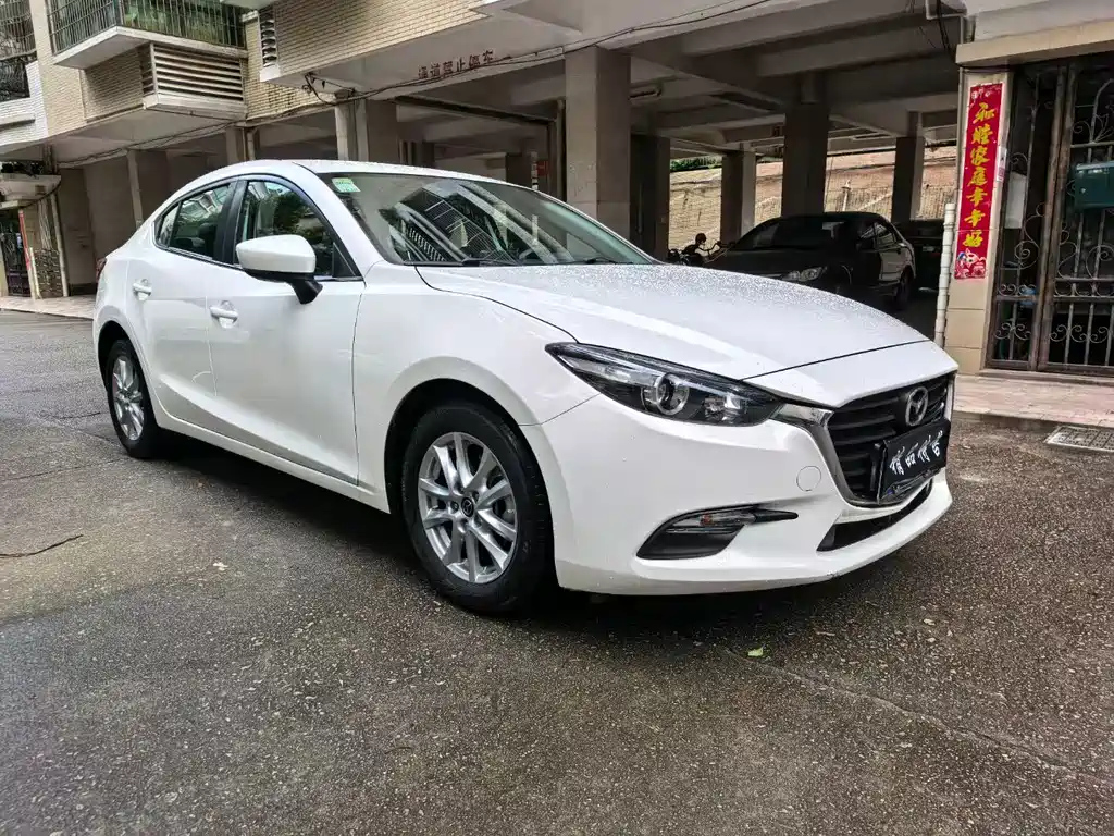 MAZDA 3 AXELA 2017