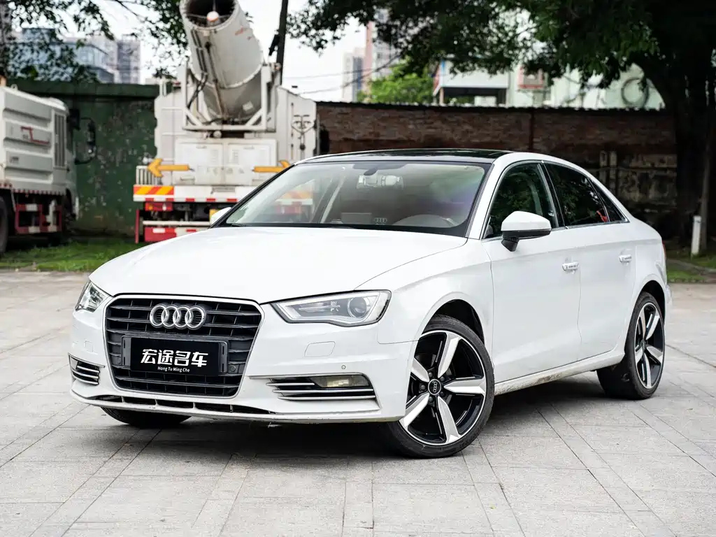 AUDI A3 2016