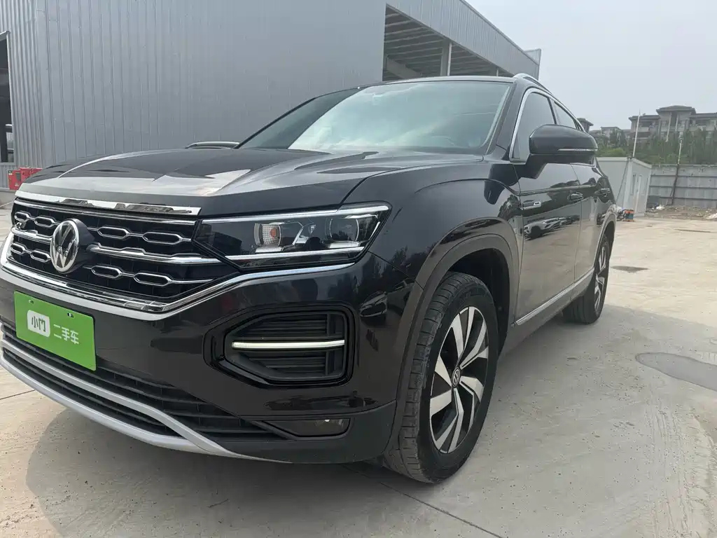 VOLKSWAGEN TAYRON 2020