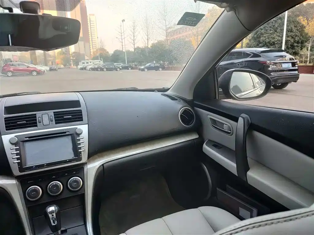 MAZDA MAZDA6 2010