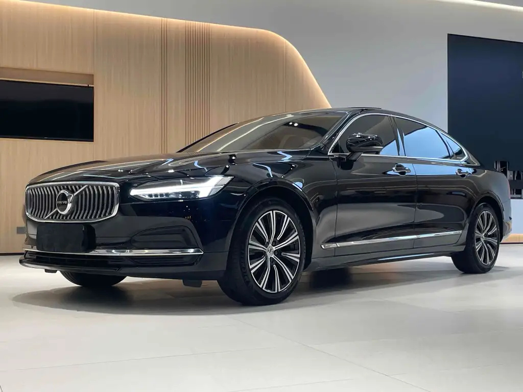 VOLVO S90 2021