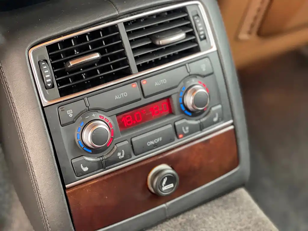 AUDI A8 2009