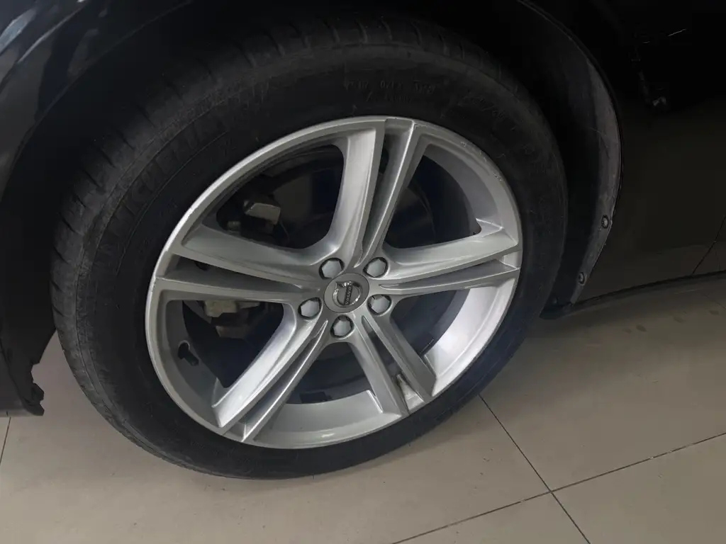 VOLVO S90 2018