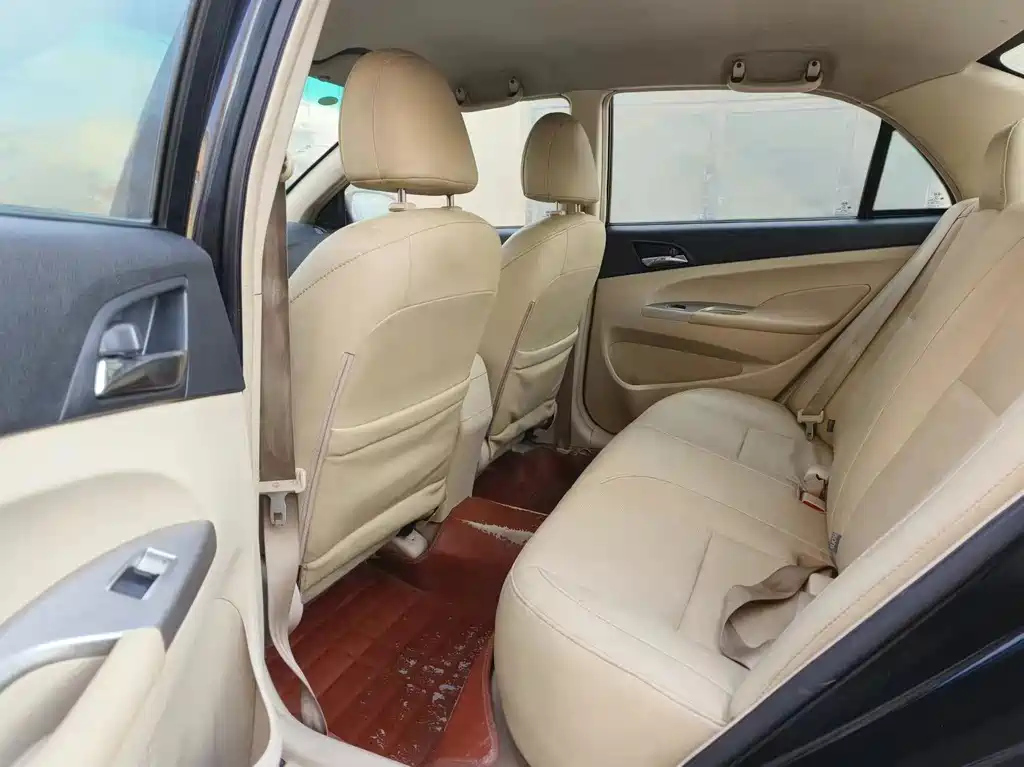 BYD F3 2015