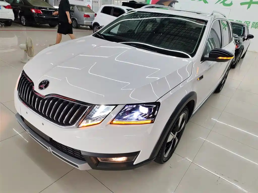 SKODA OCTAVIA 2018